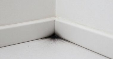 cleaning candle soot residue