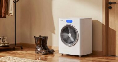warm dry footwear solution